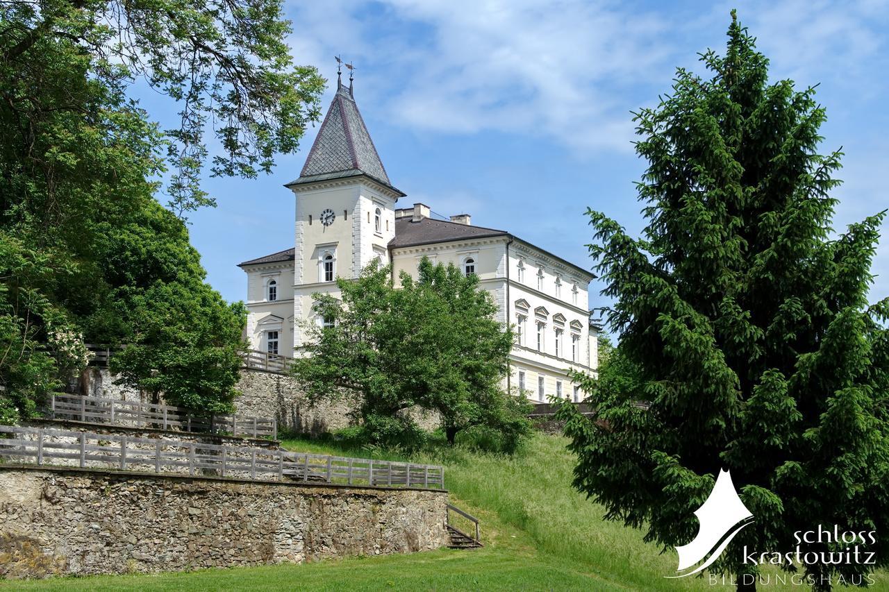 Bildungshaus Schloss Krastowitz Hotel Klagenfurt am Woerthersee Bagian luar foto